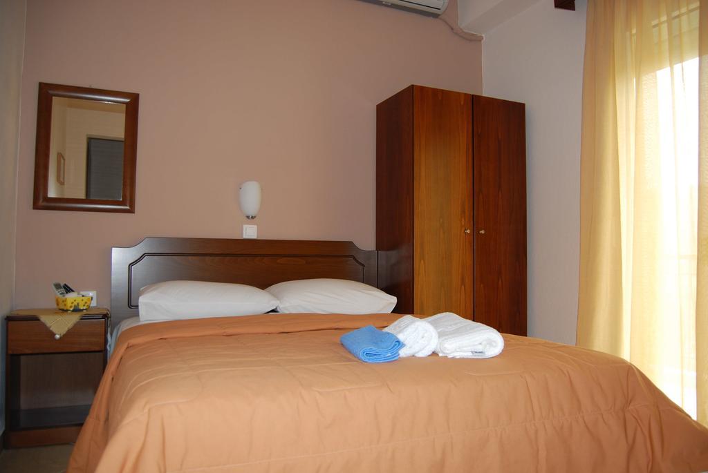Maritsa'S Rooms Stavros  Rom bilde